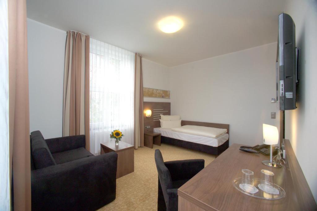 Hotel Bruehlerhoehe إرفورت الغرفة الصورة
